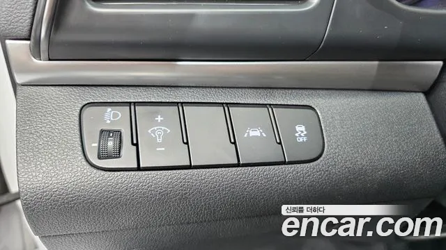 Hyundai Elantra 2019 thumb 9