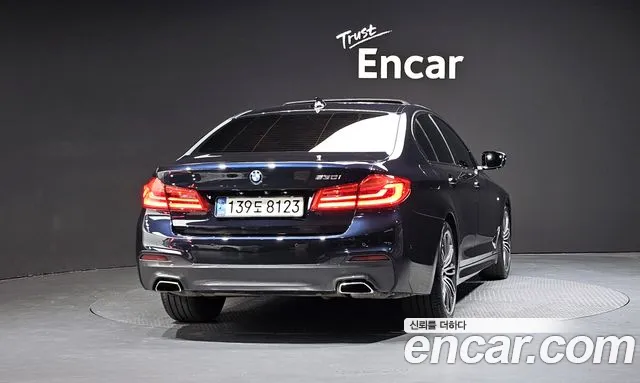 BMW 5 серии 2019 thumb 4