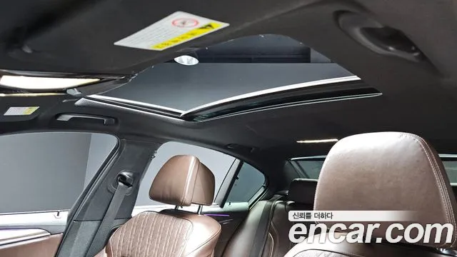 BMW 5 серии 2019 thumb 7