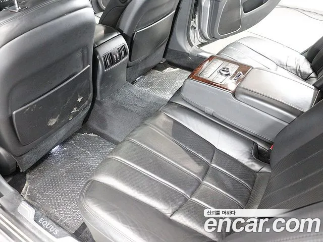 Hyundai Equus 2010 thumb 4