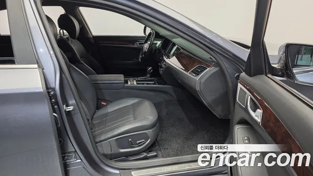 Hyundai Genesis 2015 thumb 8