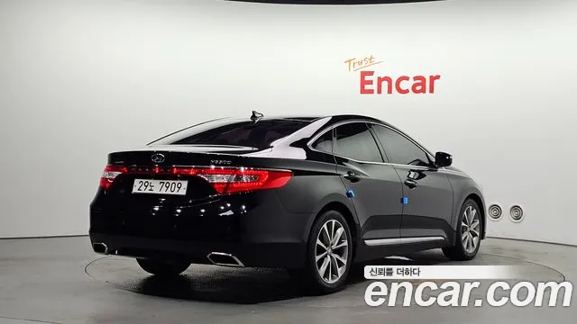 Hyundai Grandeur 2016 thumb 2