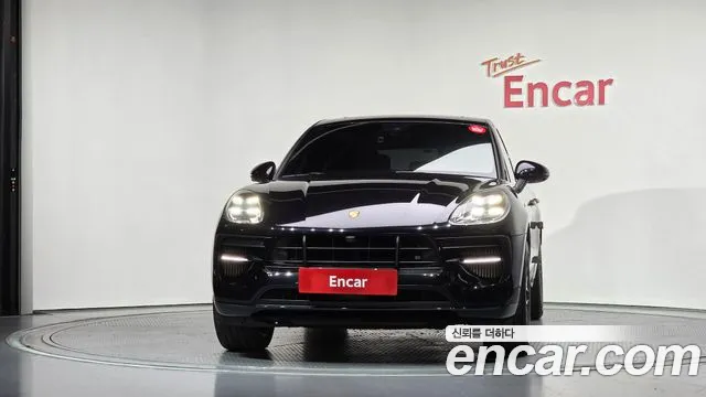 Porsche Macan 2020 thumb 7