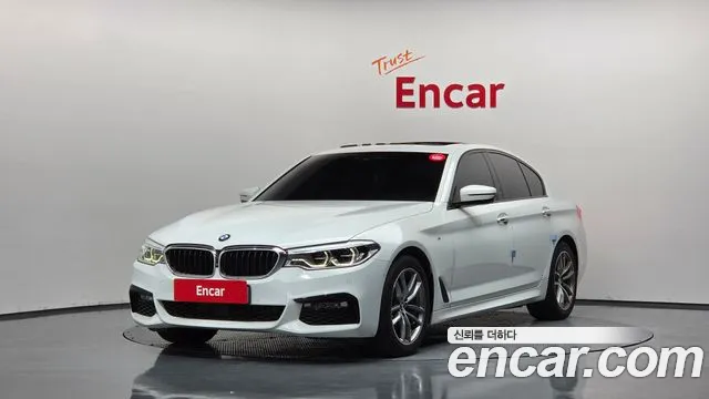 BMW 5 серии 2017 thumb 11