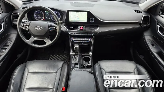 Hyundai Grandeur 2017 thumb 6