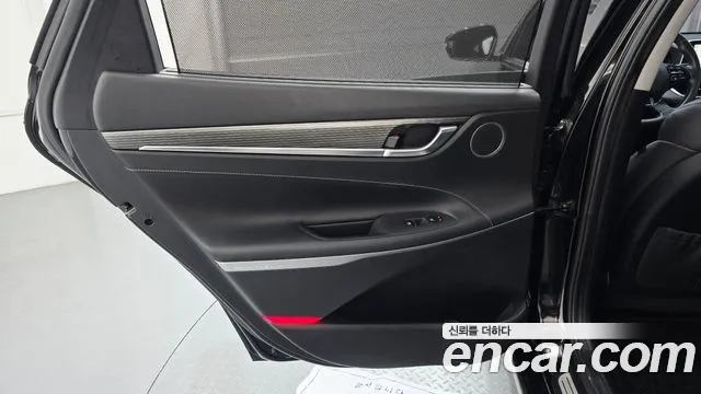 Hyundai Grandeur 2017 thumb 2