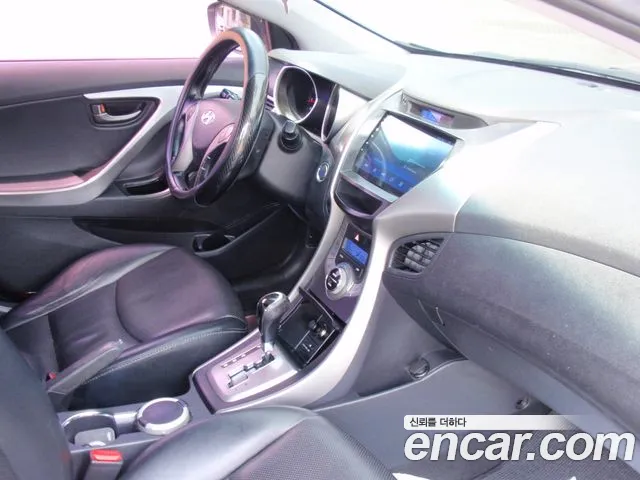Hyundai Avante 2013 thumb 5