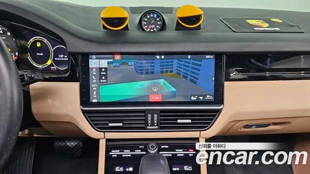 Porsche Cayenne 2019 thumb 2