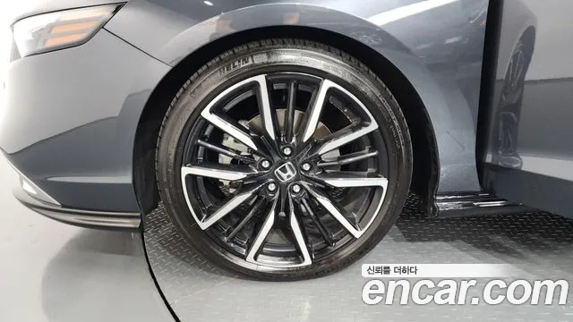 Honda Accord 2023 thumb 5