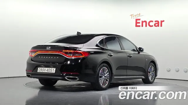 Hyundai Grandeur 2018 thumb 5