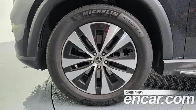 Mercedes-Benz E-Класс 2025 thumb 3