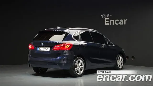 BMW 2 серии Active Tourer 2017 thumb 4