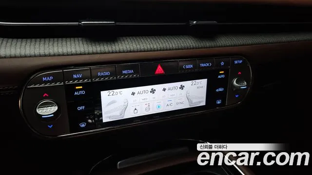 Genesis G90 2022 thumb 9