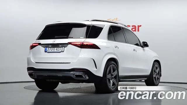 Mercedes-Benz E-Класс 2023 thumb 9