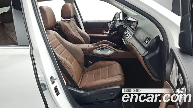 Mercedes-Benz E-Класс 2023 thumb 4