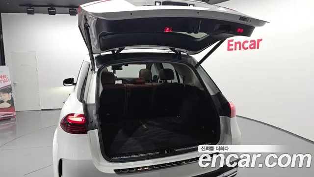Mercedes-Benz E-Класс 2023 thumb 2