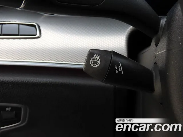 Mercedes-Benz E-Class 2018 thumb 2