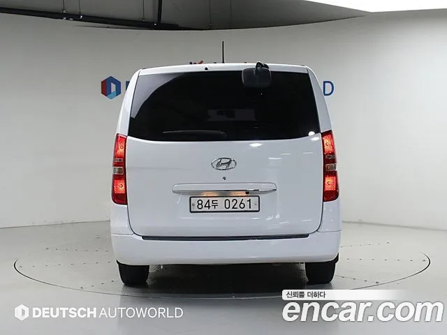 Hyundai Staria 2018 thumb 6