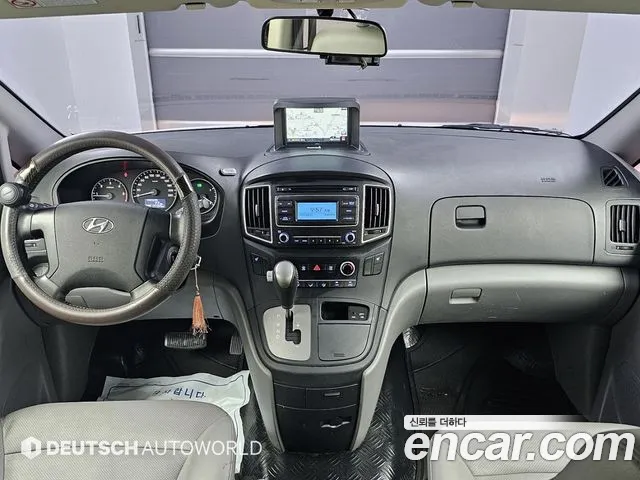 Hyundai Staria 2018 thumb 7
