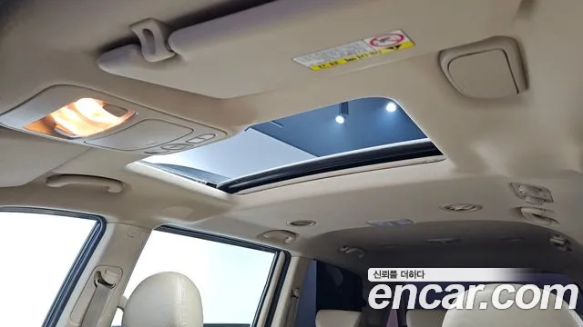 Kia Canival 2012 thumb 9