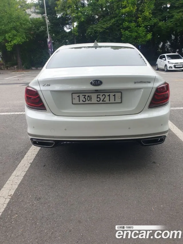 Kia K9 2018 thumb 2