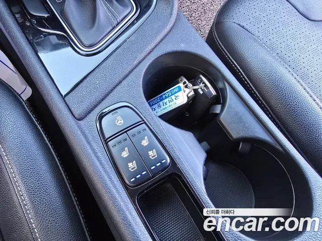 Kia Niro 2016 thumb 3