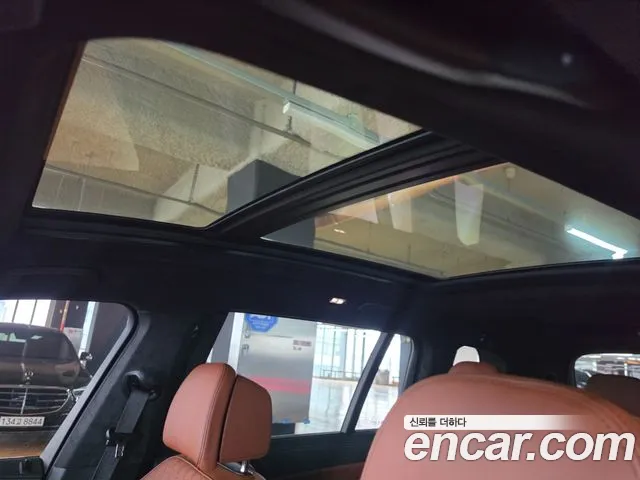 BMW X7 2025 thumb 10
