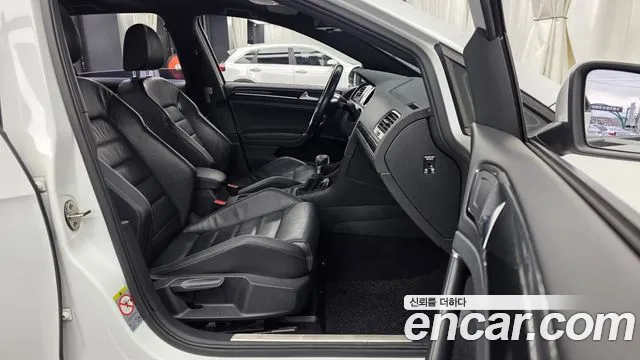 Volkswagen Golf 2014 thumb 10
