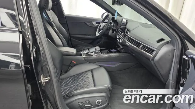 Audi S4 2022 thumb 3