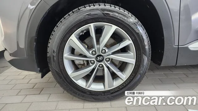 Hyundai Santa Fe 2019 thumb 9