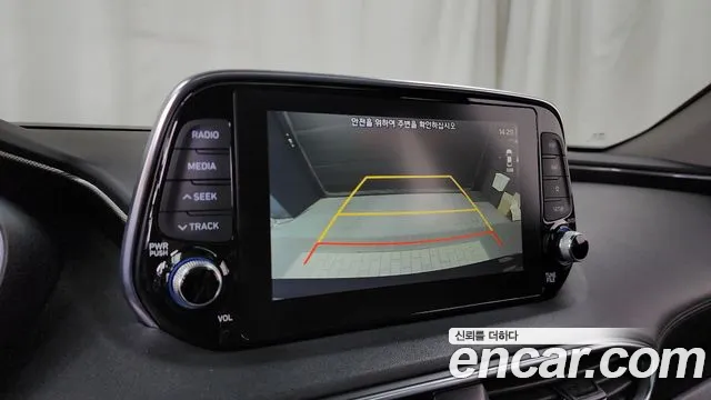 Hyundai Santa Fe 2019 thumb 11