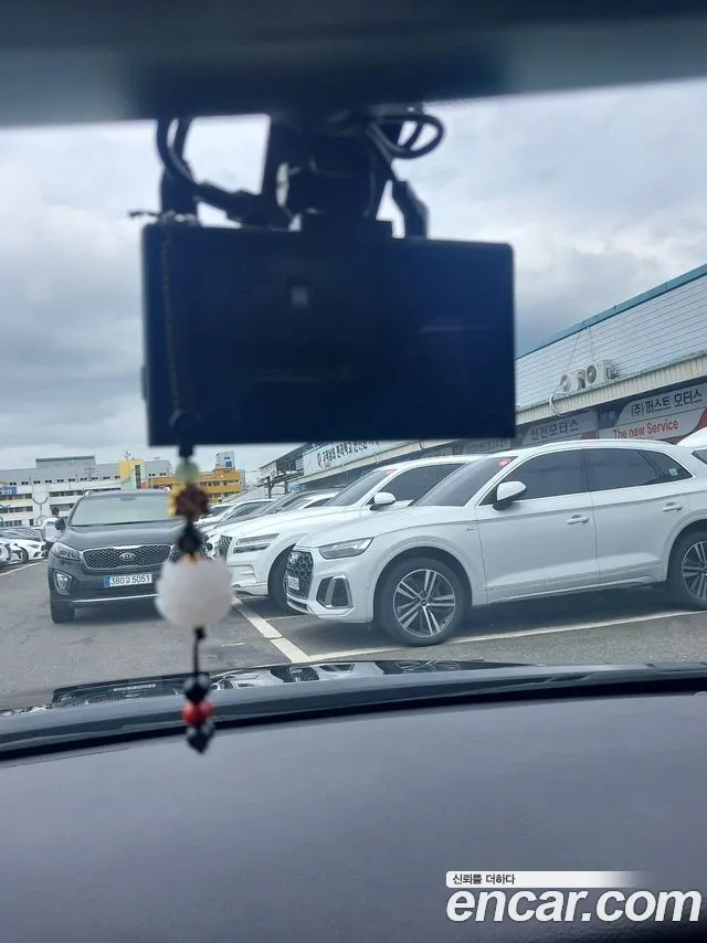 Hyundai Genesis 2013 thumb 2