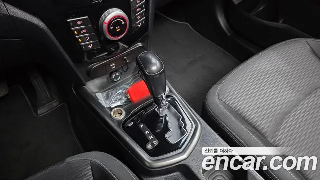 KGM Tivoli Air 2017 thumb 7