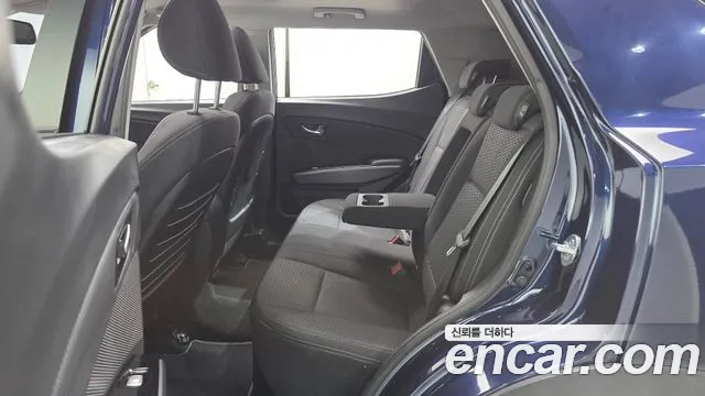 KGM Tivoli Air 2017 thumb 11