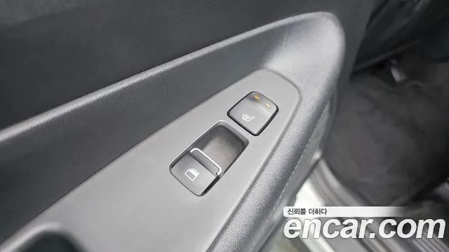 Hyundai Santa Fe 2019 thumb 6