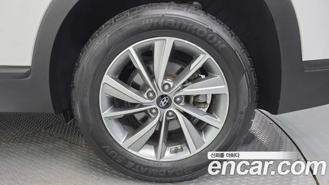 Hyundai Santa Fe 2019 thumb 8