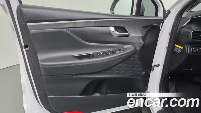Hyundai Santa Fe 2019 thumb 10