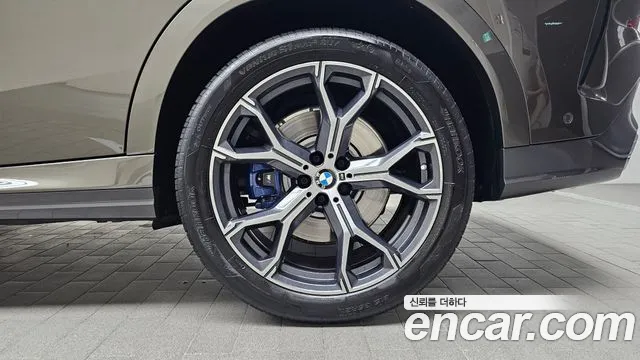 BMW X6 2021 thumb 12