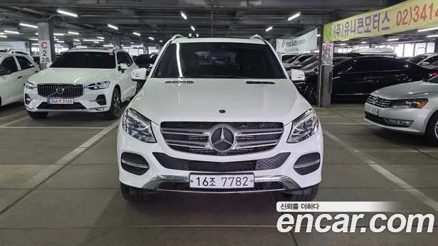 Mercedes-Benz GLE-Класс 2018 thumb 9