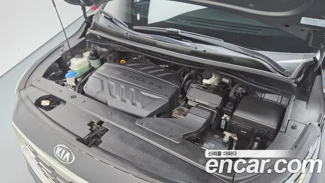 Kia Carnival 2018 thumb 2
