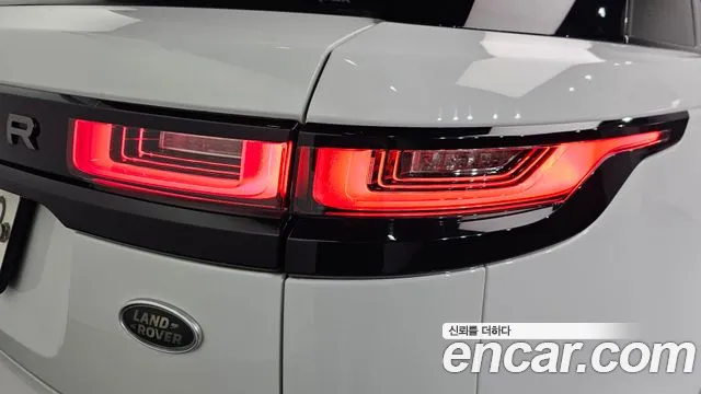 Land Rover Range Rover Velar 2019 thumb 5
