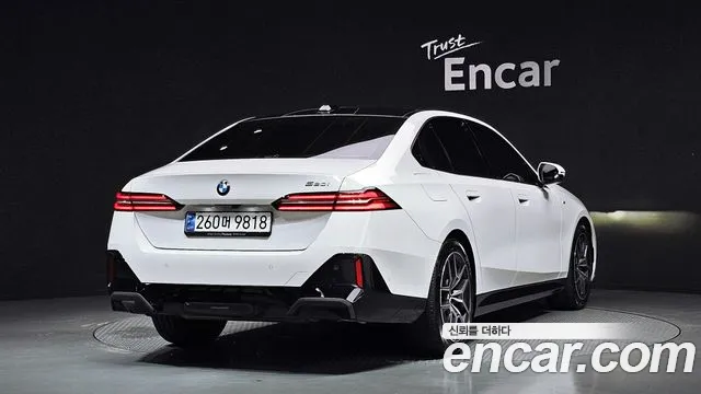 BMW 5 серии 2024 thumb 4