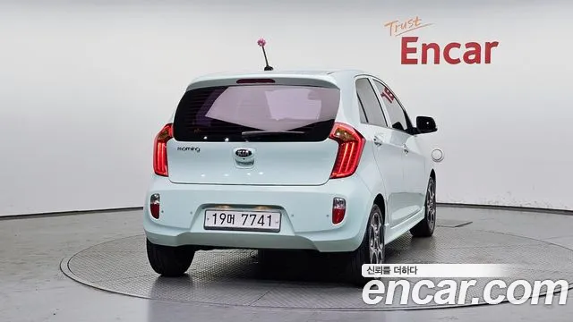 Kia Morning 2013 thumb 12