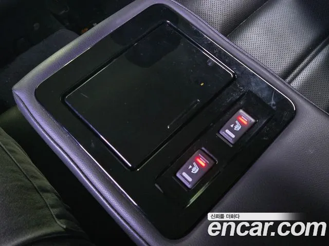 Renault SM6 2017 thumb 8