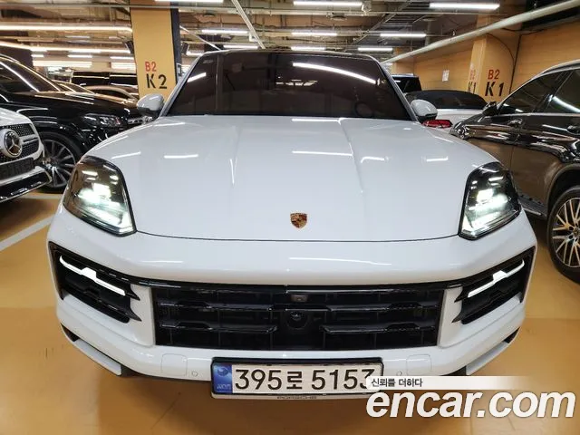 Porsche Cayenne 2023 thumb 4