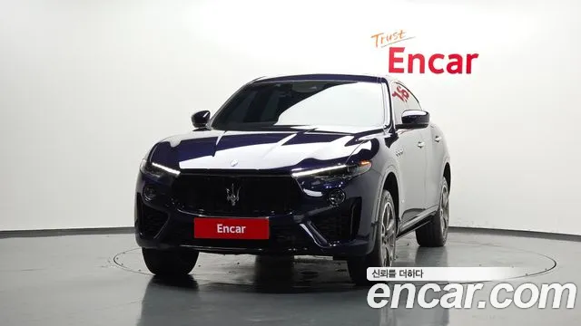 Maserati Levante 2020 thumb 9