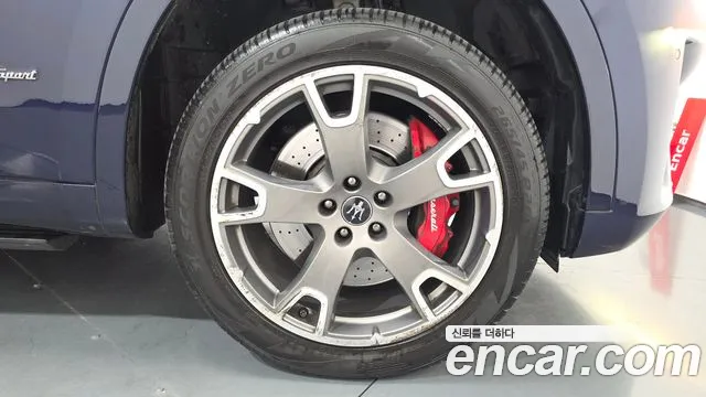 Maserati Levante 2020 thumb 4