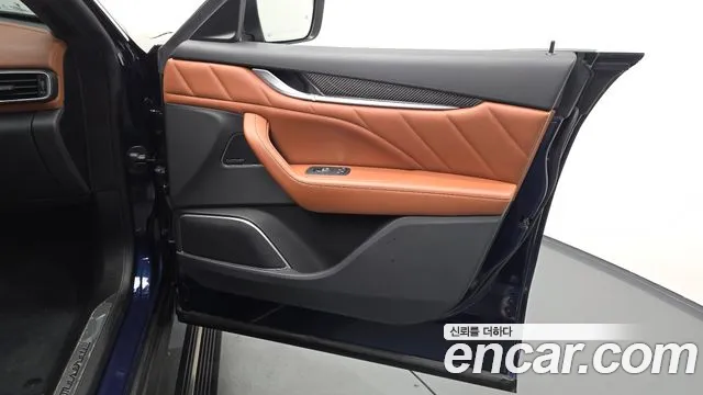 Maserati Levante 2020 thumb 10