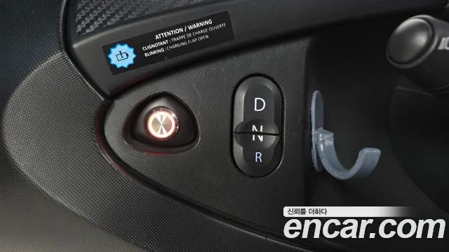 Renault Twizy 2017 thumb 11