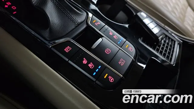Kia Carnival 2018 thumb 7